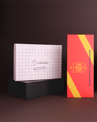 CAJAS PARA CAMISETAS